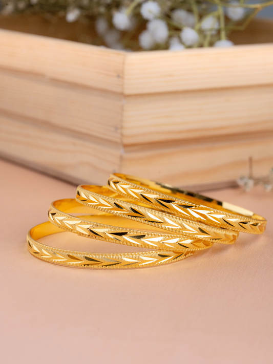 Pranjal Bangle. (Set of 4)