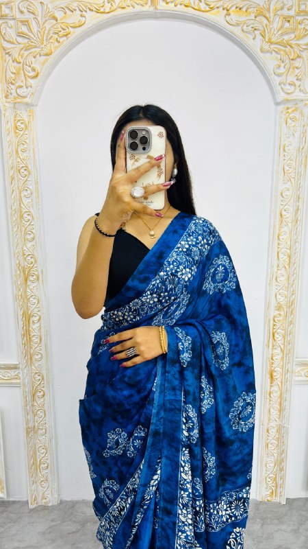 Blue Print Border With Rich Pallu With Contrast Blouse Saree