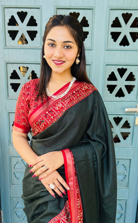 Dark Green Soft Mul Mul Cotton Silk Kalamkari Prints Saree