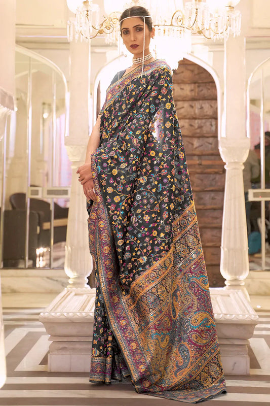 Stylish Black Colour Soft Handloom Weaving Silk Saree With Blouse