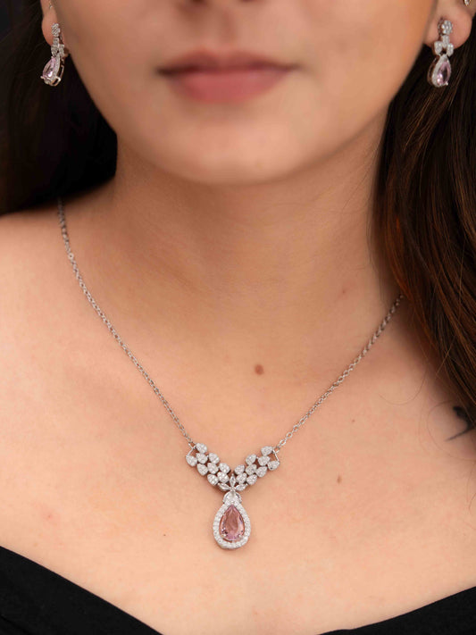 Vanya Silver Necklace Set