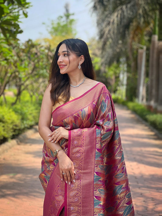 Wine Kanchipattu Silk Saree With Contrast Weaving Border Design