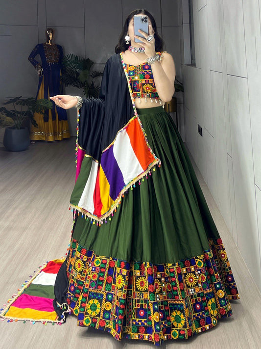 Mehendi Green Pure Rayon Cotton Navratri Lehenga – Real Mirror Work with Traditional Gamthi Design Patta Border