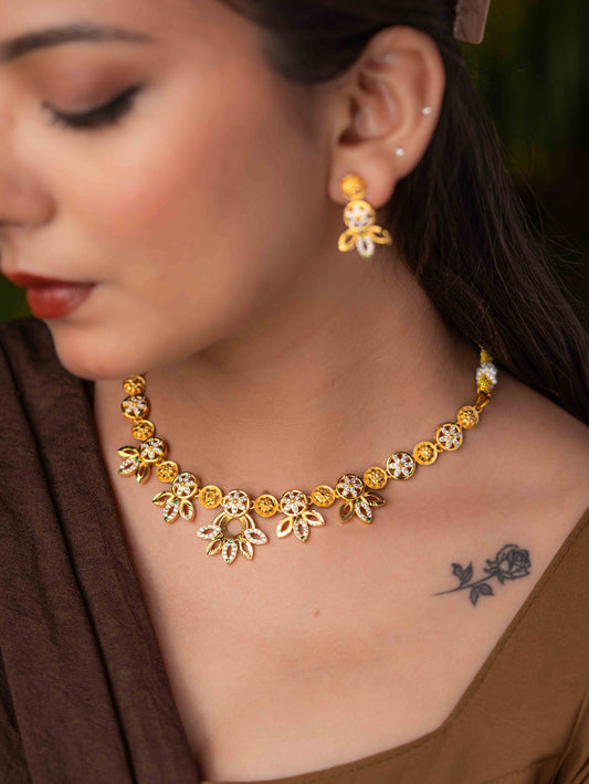 Aishani gold necklace set (Green)