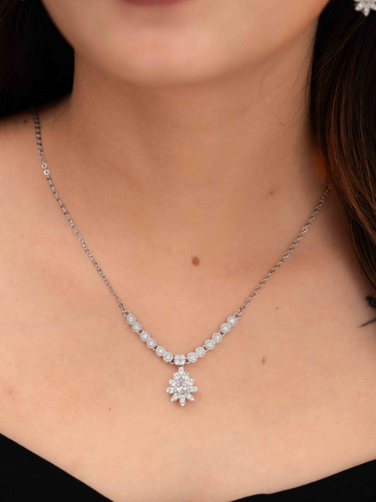 Kyra Silver Necklace Set