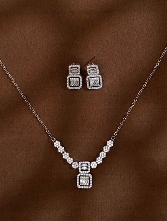 Reya  Silver Necklace Set