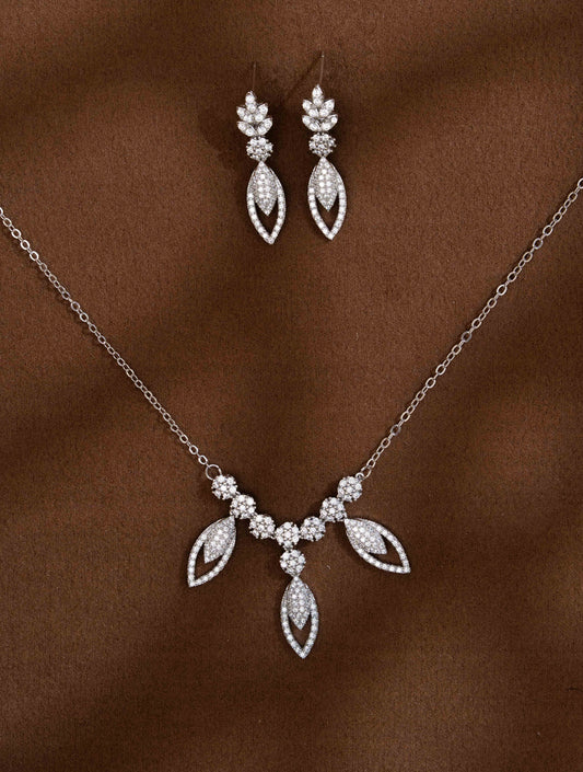 Leaf Grace  Silver Necklace Set